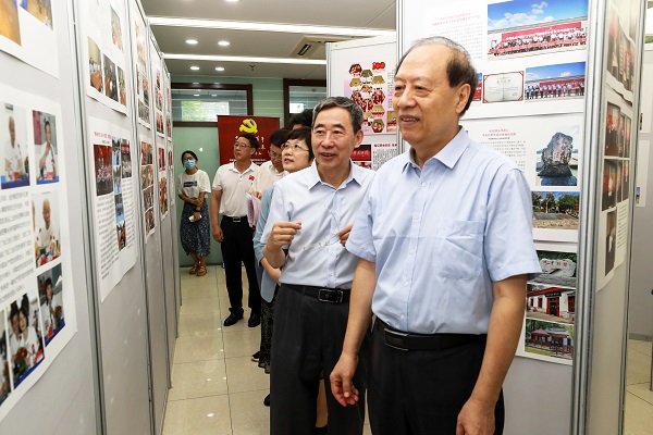 e7fe06ffa3e029adbfd5dcc4ffea1e9.jpg e7fe06ffa3e029adbfd5dcc4ffea1e9.jpg