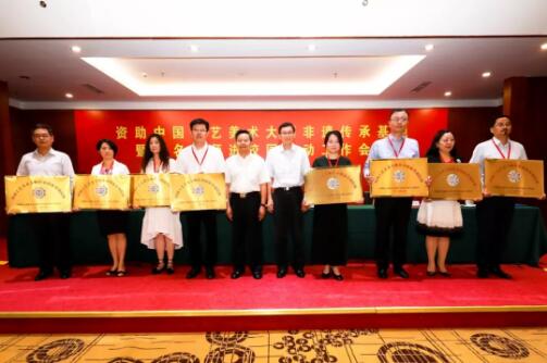 C:\Documents and Settings\Administrator\桌面\大師進(jìn)校園活動(dòng)19年\大師4.jpg